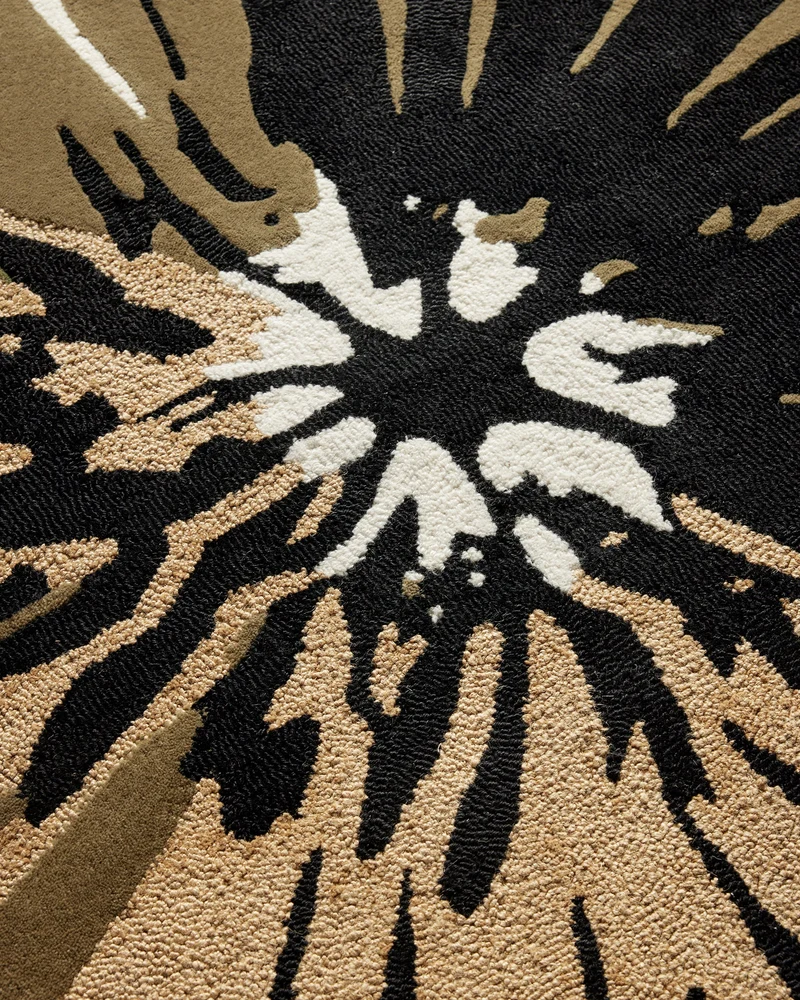 Daisy Rug - Williamsburg