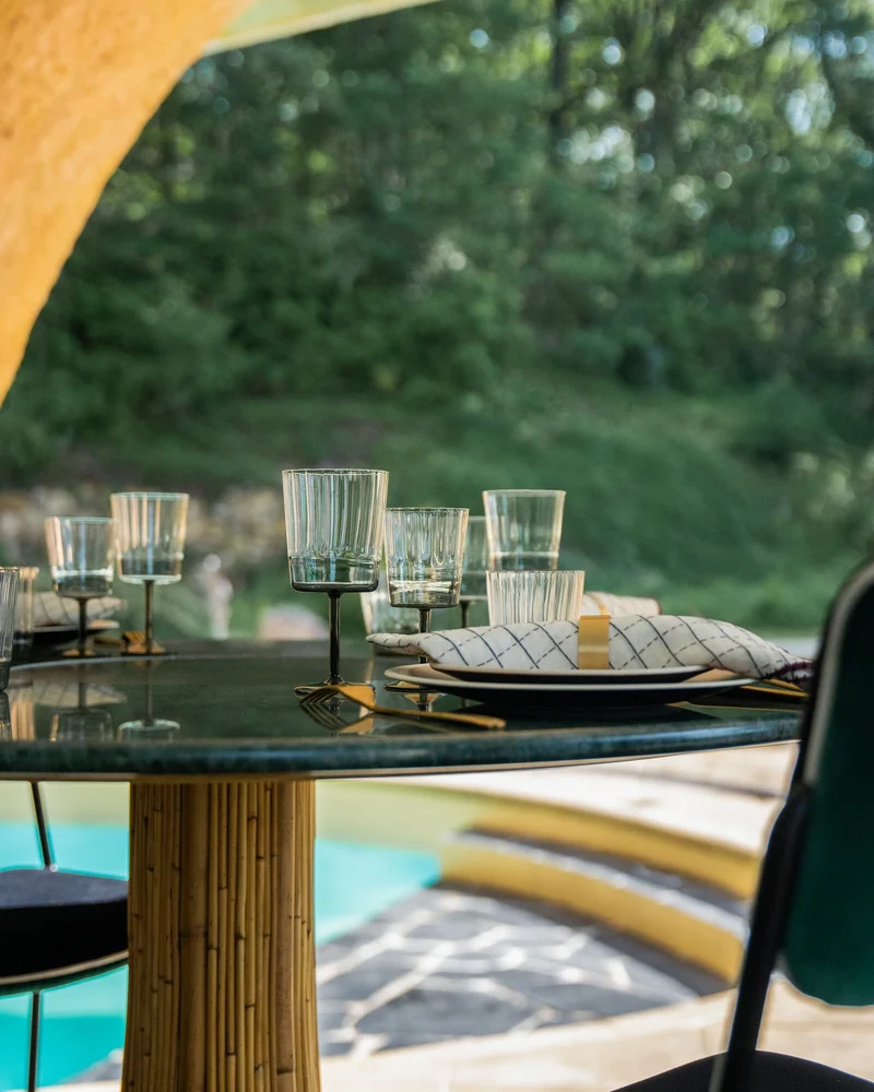 Riviera Table - Natural / Green Marble