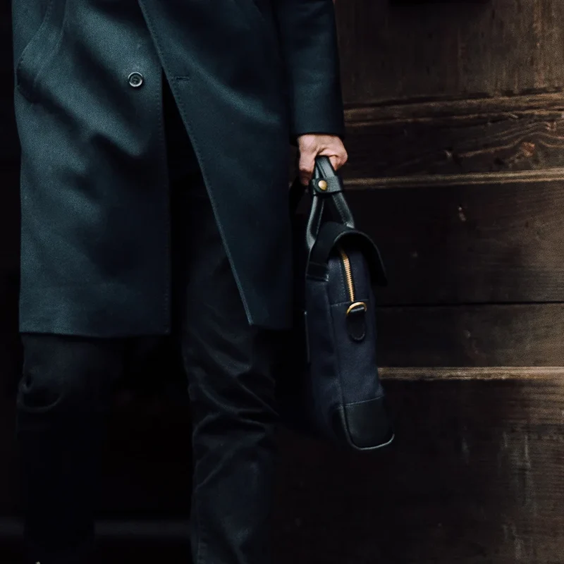 Brief - Navy