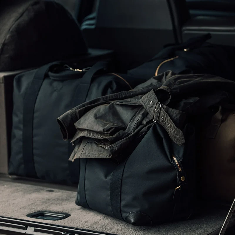 Cargo Medium - Black