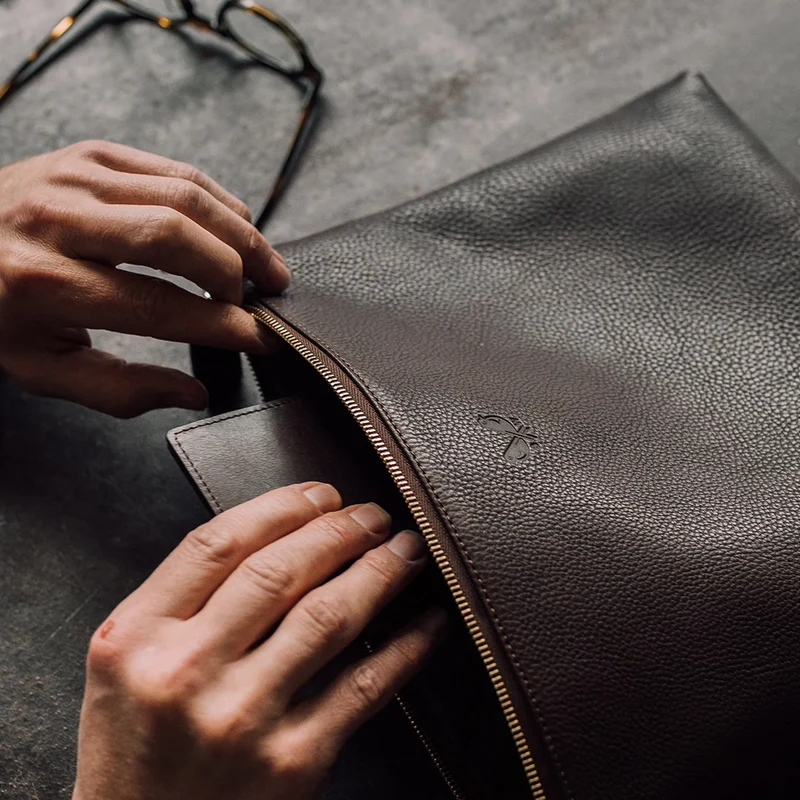 Flight Pouch - Brown Leather