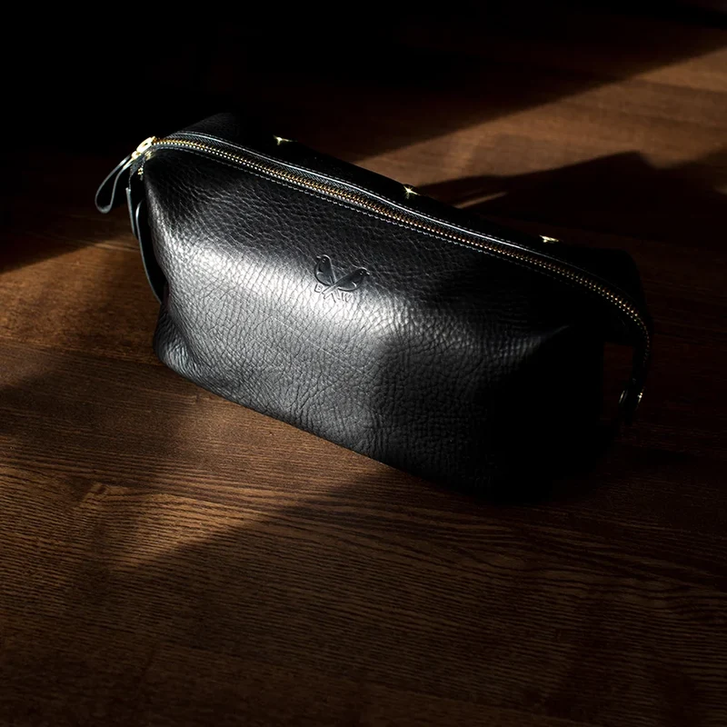 Leather Wash Bag / Dopp Kit - Black