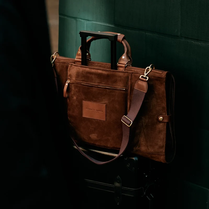 Suede Trifold - Tobacco Brown