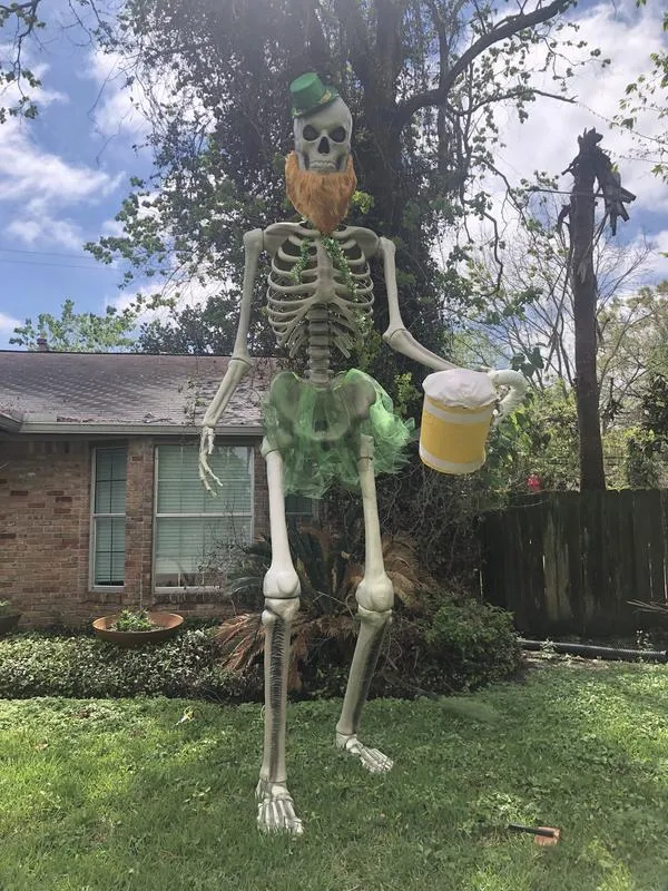 Giant-Sized Skeleton with LifeEyes LCD Eyes